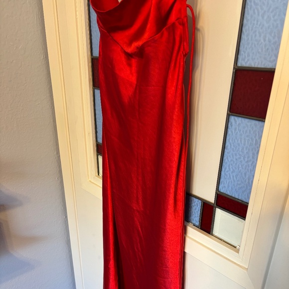 Red Open Back Satin Midi Dress - Picture 5 of 7